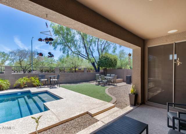 Property at 26815 N 21st Dr, Phoenix, AZ 85085, 4 beds, 2 baths