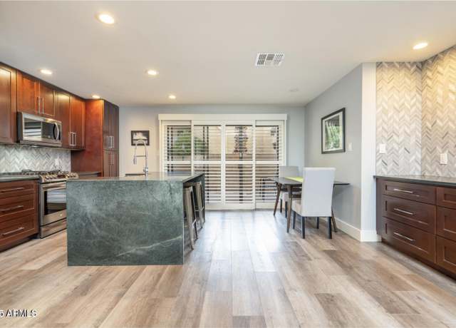 Property at 4950 N Miller Rd #122, Scottsdale, AZ 85251, 2 beds, 2 baths