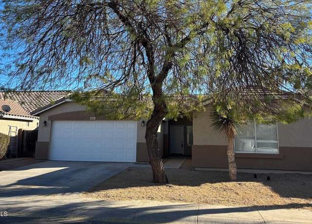 Property at 6531 W Hess St S, Phoenix, AZ 85043, 4 beds, 2 baths