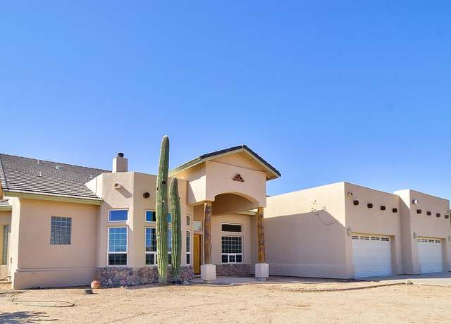 Property at 19999 W Fawny Ln, Casa Grande, AZ 85122, 3 beds, 2.5 baths