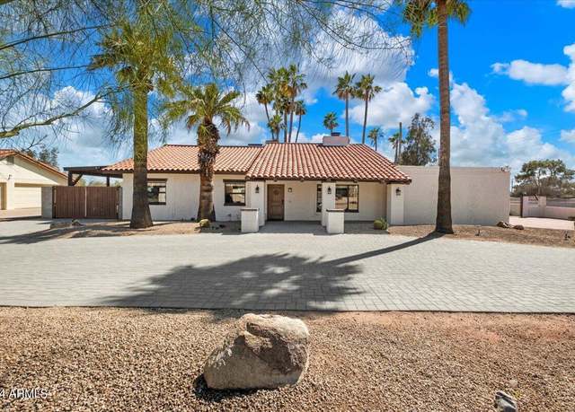 Property at 7211 E Sunnyside Dr, Scottsdale, AZ 85260, 4 beds, 2.5 baths