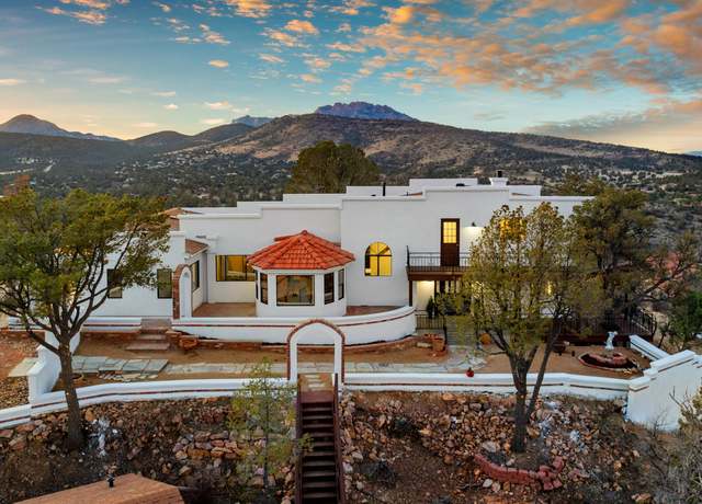 Property at 1204 W Carlock Dr, Prescott, AZ 86305, 5 beds, 3 baths