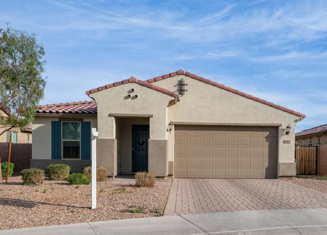 Property at 8022 W Orange Dr, Glendale, AZ 85303, 3 beds, 3 baths