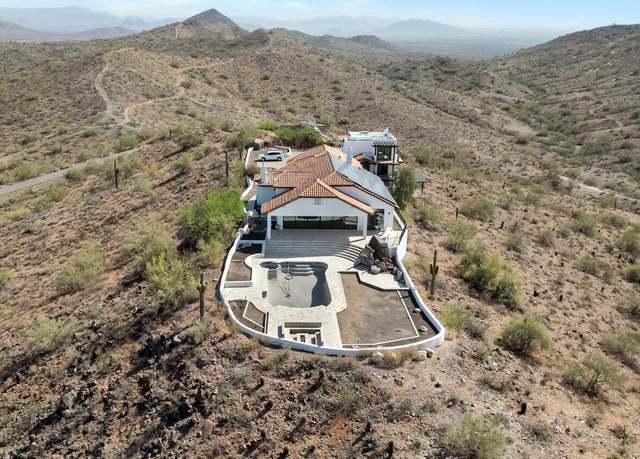 Property at 301 E Jomax Rd, Phoenix, AZ 85085, 4 beds, 4.5 baths