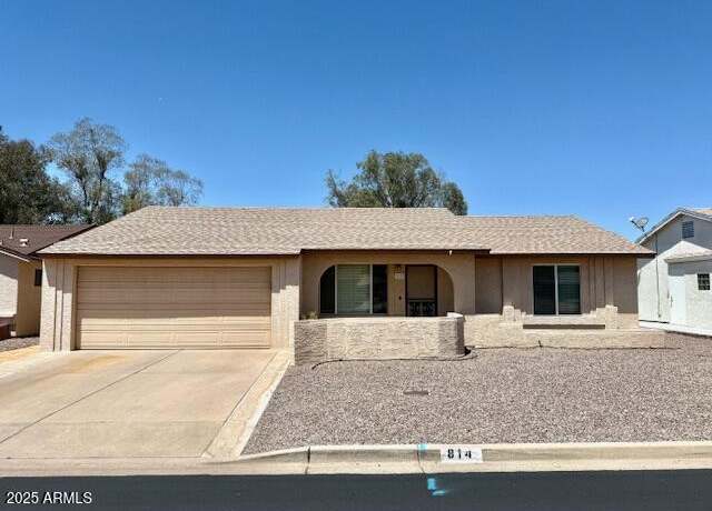 Property at 814 S 80th St, Mesa, AZ 85208, 2 beds, 2 baths
