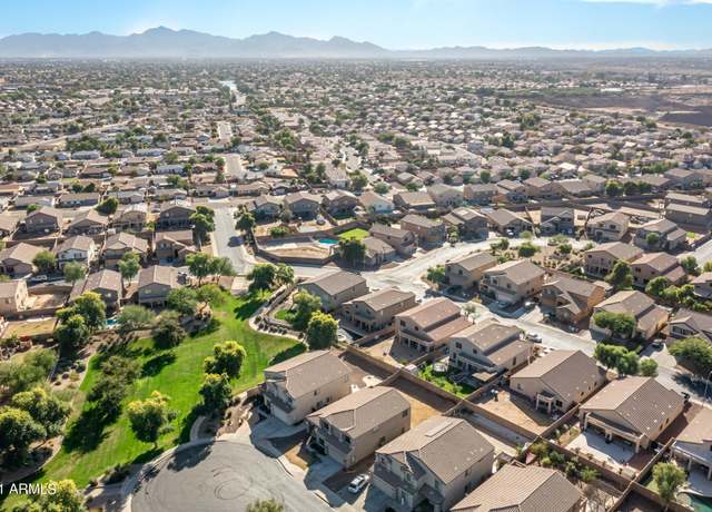 Property at 4626 N 111th Ln, Phoenix, AZ 85037, 5 beds, 2.5 baths