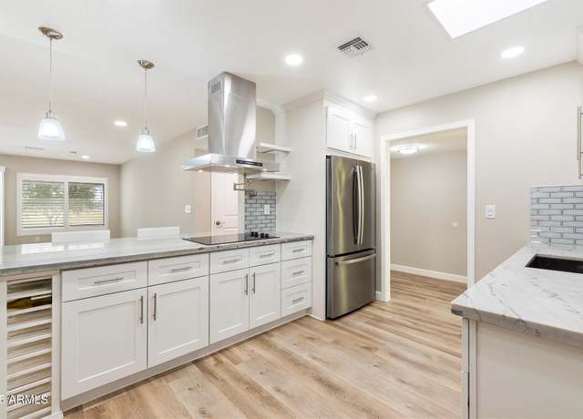Property at 10404 W Tropicana Cir S, Sun City, AZ 85351, 2 beds, 2 baths
