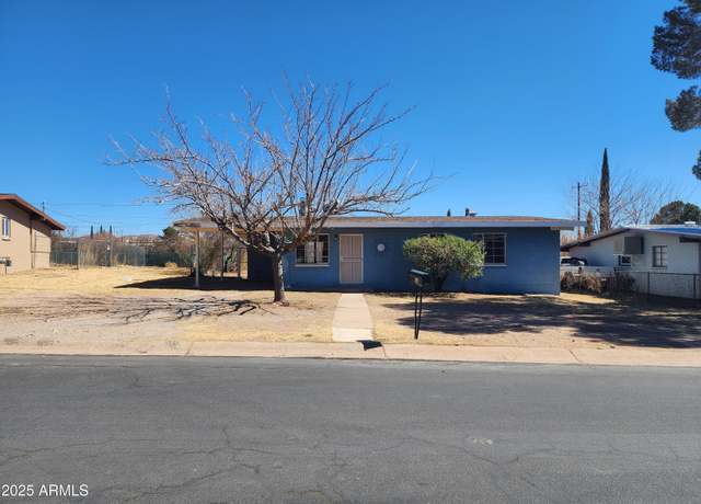 Property at 125 San Jose Dr, Bisbee, AZ 85603, 3 beds, 1 bath