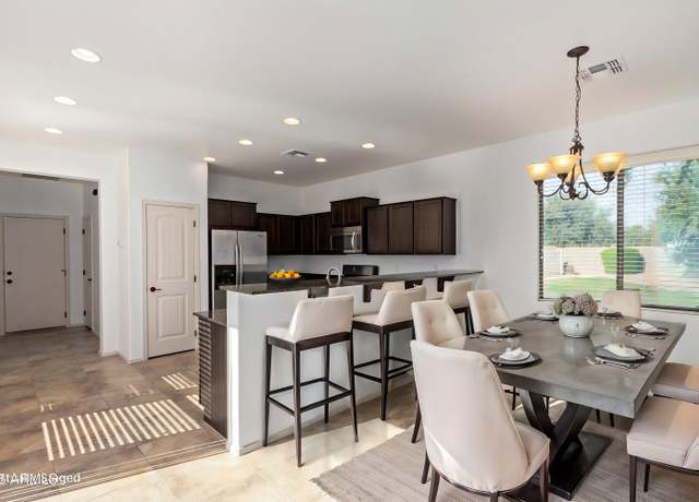 Property at 4428 E Wildhorse Dr, Gilbert, AZ 85297, 2 beds, 2 baths