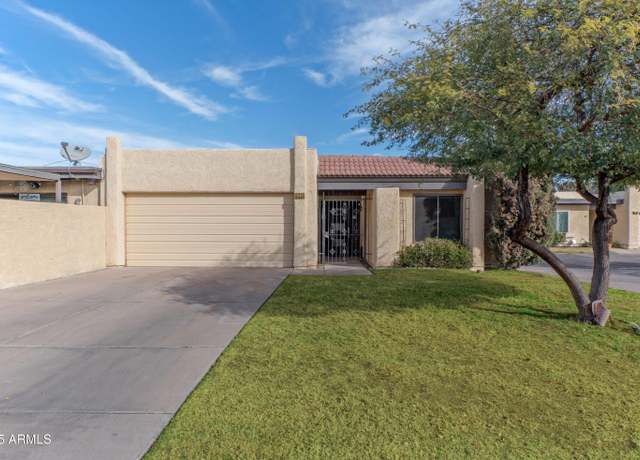 Property at 2212 W Claremont St, Phoenix, AZ 85015, 2 beds, 2 baths