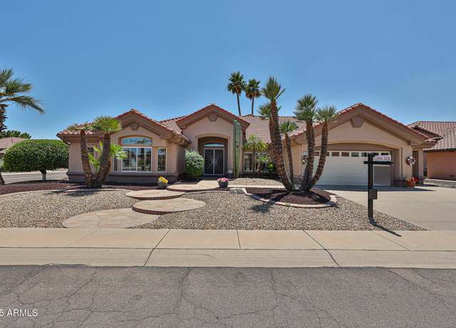 Property at 15901 W Huron Dr, Sun City West, AZ 85375, 2 beds, 2.5 baths