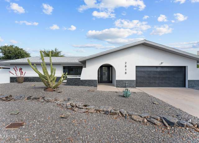 Property at 2818 E Malapai Dr, Phoenix, AZ 85028, 4 beds, 2 baths