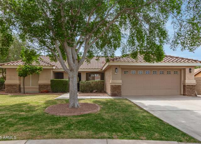Property at 1114 N Leland Ct, Gilbert, AZ 85233, 4 beds, 2 baths