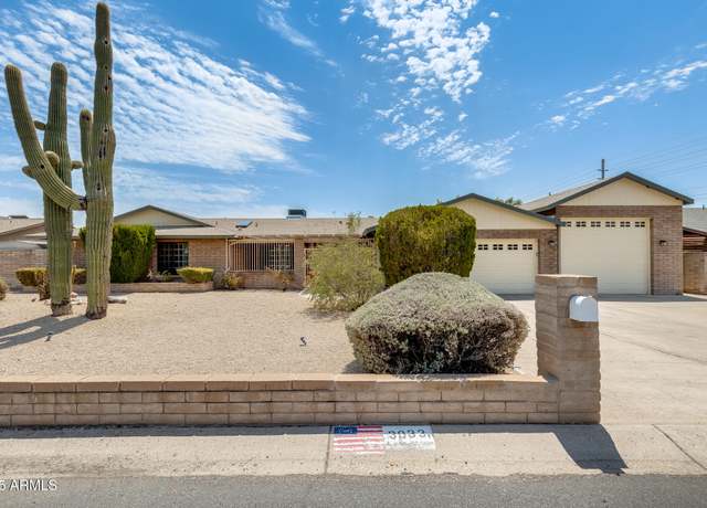 Property at 3033 W Topeka Dr, Phoenix, AZ 85027, 4 beds, 1.75 baths