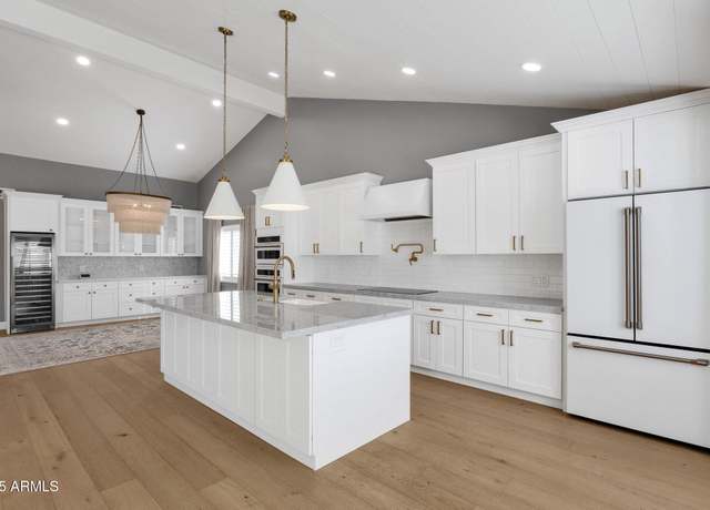 Property at 9136 N 81st St, Scottsdale, AZ 85258, 4 beds, 3 baths