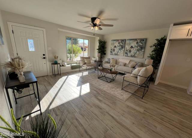 Property at 8448 E Cambridge Ave, Scottsdale, AZ 85257, 2 beds, 2 baths
