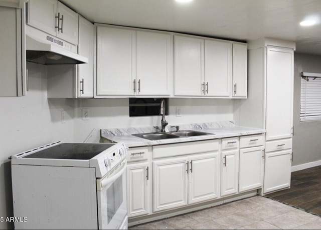 Property at 29 W Southern Ave #28, Mesa, AZ 85210, 2 beds, 1.5 baths