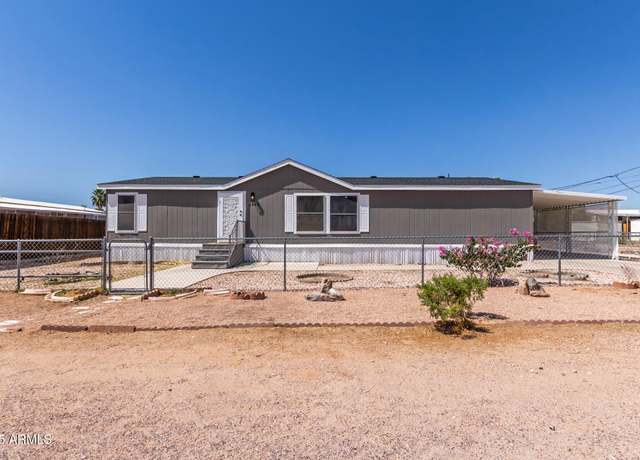 Property at 2762 W Smoketree St, Apache Junction, AZ 85120, 3 beds, 2 baths