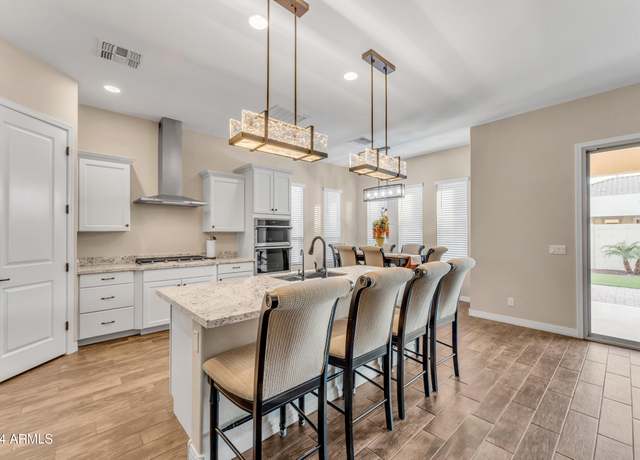 Property at 21559 E Russet Rd, Queen Creek, AZ 85142, 4 beds, 2 baths