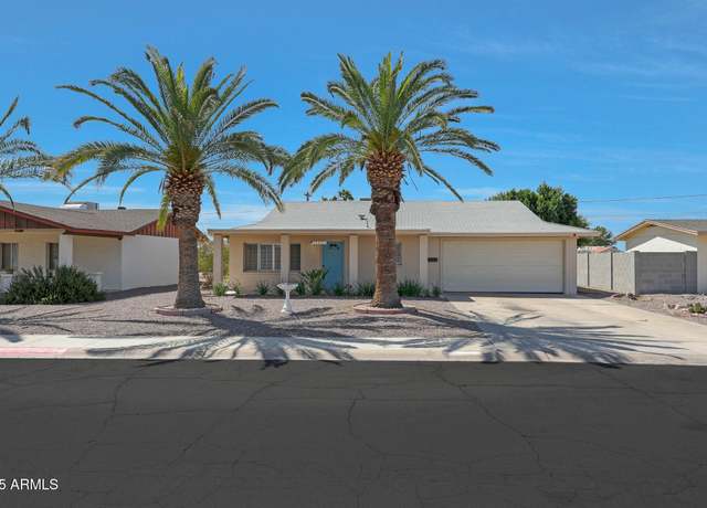 Property at 11024 N 114th Ave, Youngtown, AZ 85363, 2 beds, 2 baths