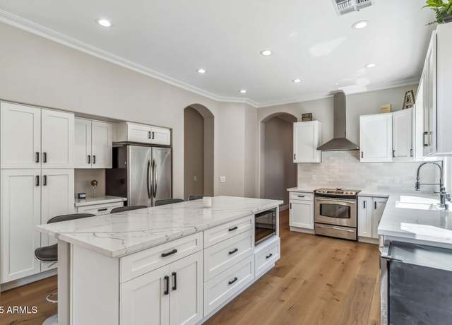 Property at 7919 E Posada Ave, Mesa, AZ 85212, 3 beds, 2 baths