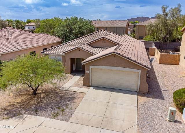 Property at 2745 W Sunshine Butte Dr, San Tan Valley, AZ 85144, 4 beds, 2 baths