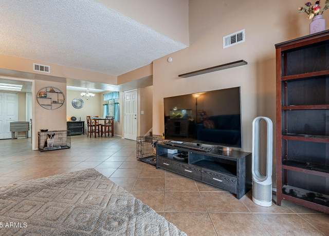 Property at 7764 N 19th Dr, Phoenix, AZ 85021, 3 beds, 2 baths