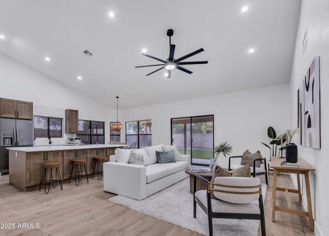 Property at 1142 E Encinas Ave, Gilbert, AZ 85234, 3 beds, 2 baths