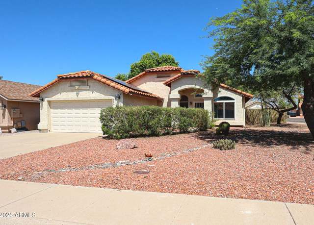 Property at 3444 E Tonto Ln, Phoenix, AZ 85050, 4 beds, 2 baths