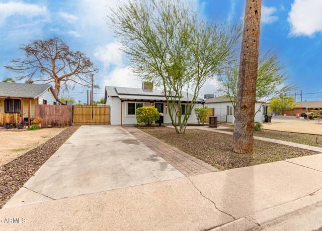 Property at 2205 N 22nd St, Phoenix, AZ 85006, 3 beds, 2 baths