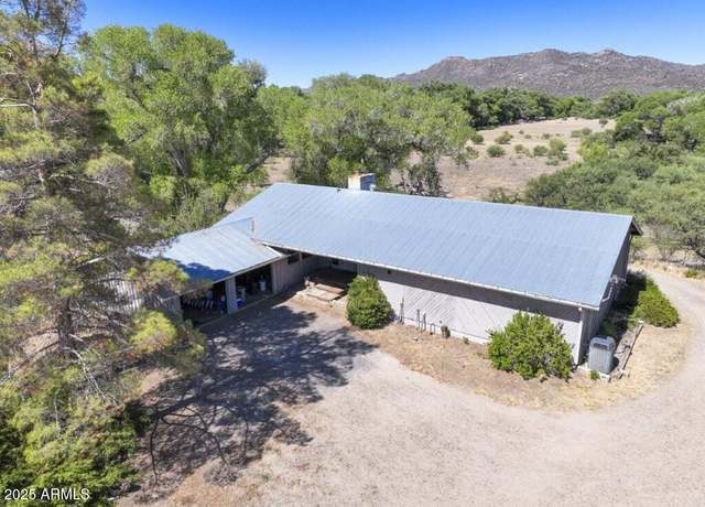 Property at 12850 W Cottonwood Ln, Skull Valley, AZ 86338, 4 beds, 2.75 baths