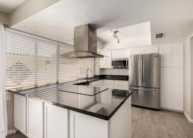 Property at 4628 N 19th Ave, Phoenix, AZ 85015, 3 beds, 2.5 baths