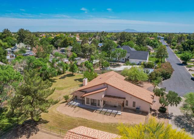 Property at 1637 S Los Alamos Cir, Mesa, AZ 85204, 4 beds, 3 baths