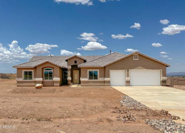 Property at 6976 E Vaquero Cir Lot 192, Hereford, AZ 85615, 5 beds, 2.5 baths