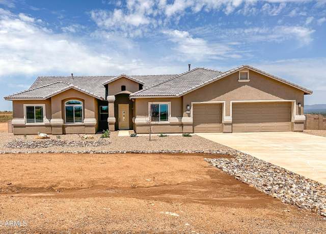 Property at 6976 E Vaquero Cir Lot 192, Hereford, AZ 85615, 5 beds, 2.5 baths