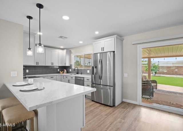 Property at 13815 N Cameo Dr, Sun City, AZ 85351, 3 beds, 2 baths
