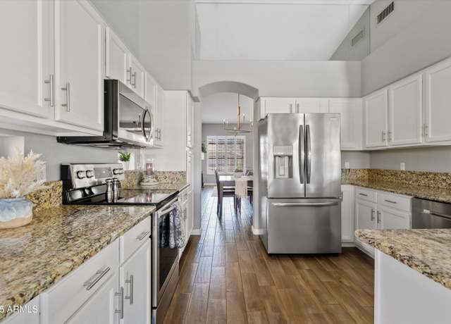 Property at 14858 S 41st St, Phoenix, AZ 85044, 4 beds, 2.5 baths