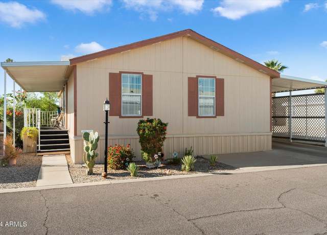 Property at 19802 N 32nd St #98, Phoenix, AZ 85050, 3 beds, 2 baths