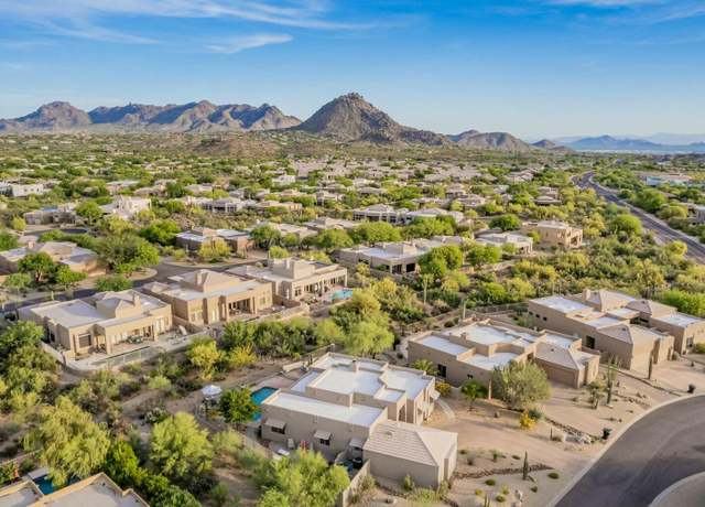 Property at 11123 E Monument Dr, Scottsdale, AZ 85262, 3 beds, 2.5 baths