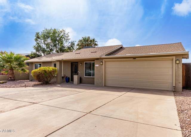Property at 3503 E Campo Bello Dr, Phoenix, AZ 85032, 3 beds, 2 baths