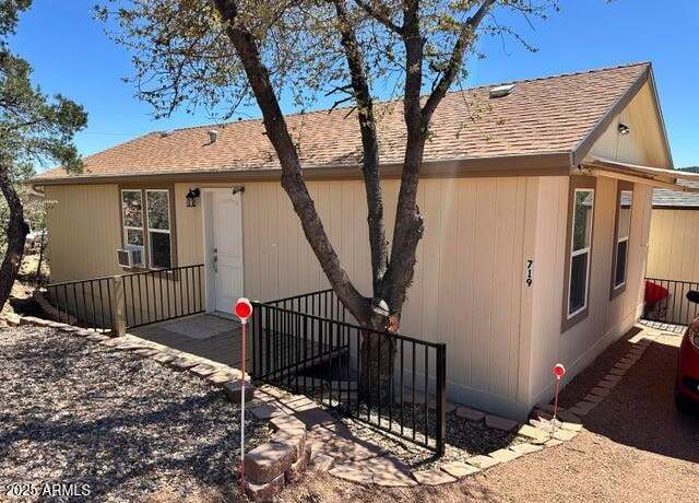 Property at 719 W Summit St, Payson, AZ 85541, 2 beds, 2 baths