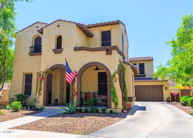 Property at 20639 W Grandview Dr, Buckeye, AZ 85396, 4 beds, 3 baths