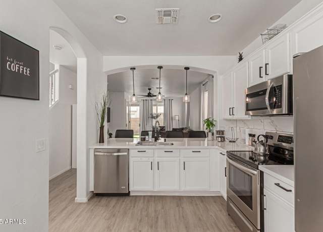 Property at 11979 W Pierce St, Avondale, AZ 85323, 3 beds, 2.5 baths