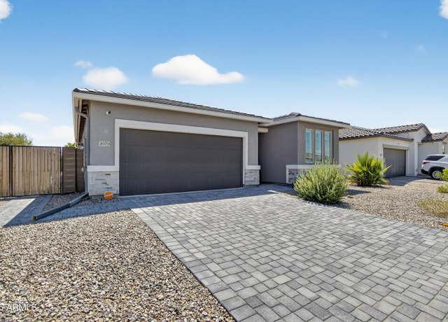 Property at 2079 E Escondido Pl, Casa Grande, AZ 85122, 3 beds, 2 baths
