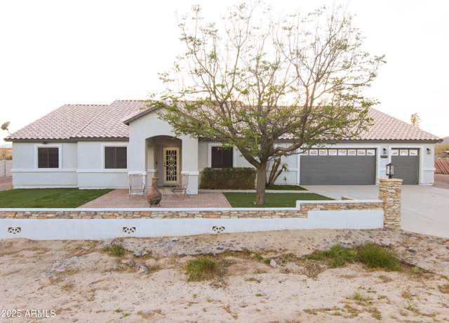 Property at 9732 N Penworth Dr, Casa Grande, AZ 85122, 4 beds, 2.5 baths