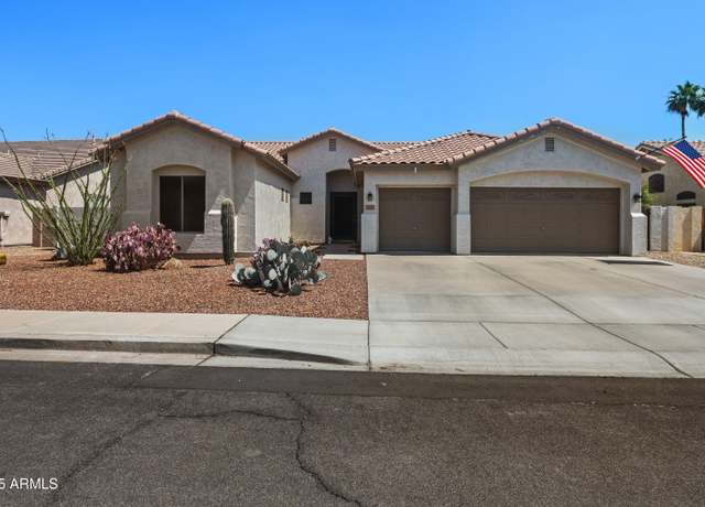 Property at 2270 E Indian Wells Dr, Chandler, AZ 85249, 5 beds, 3 baths