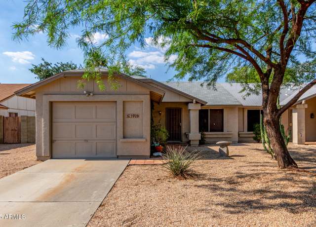 Property at 1926 E Sandra Ter, Phoenix, AZ 85022, 2 beds, 2 baths