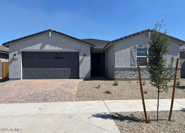 Property at 17764 W Odeum Ln, Goodyear, AZ 85338, 4 beds, 2.5 baths