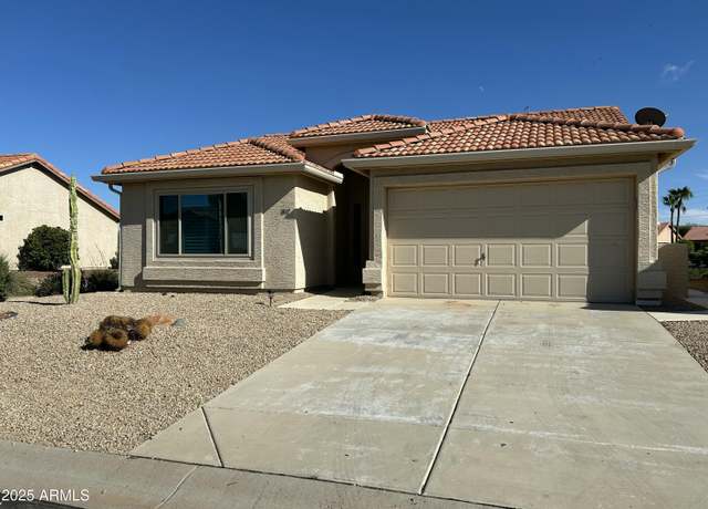 Property at 1807 E Lindrick Dr, Chandler, AZ 85249, 2 beds, 2 baths