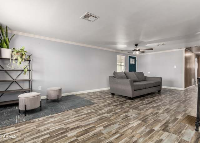 Property at 3807 W Abraham Ln, Glendale, AZ 85308, 3 beds, 2 baths